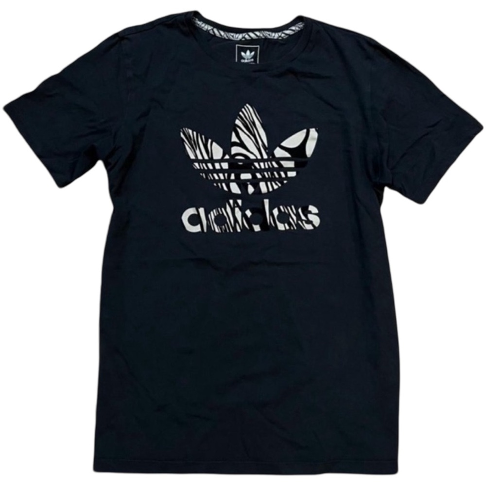 Velvet Logo Adidas T-shirt - Picture 3 of 3